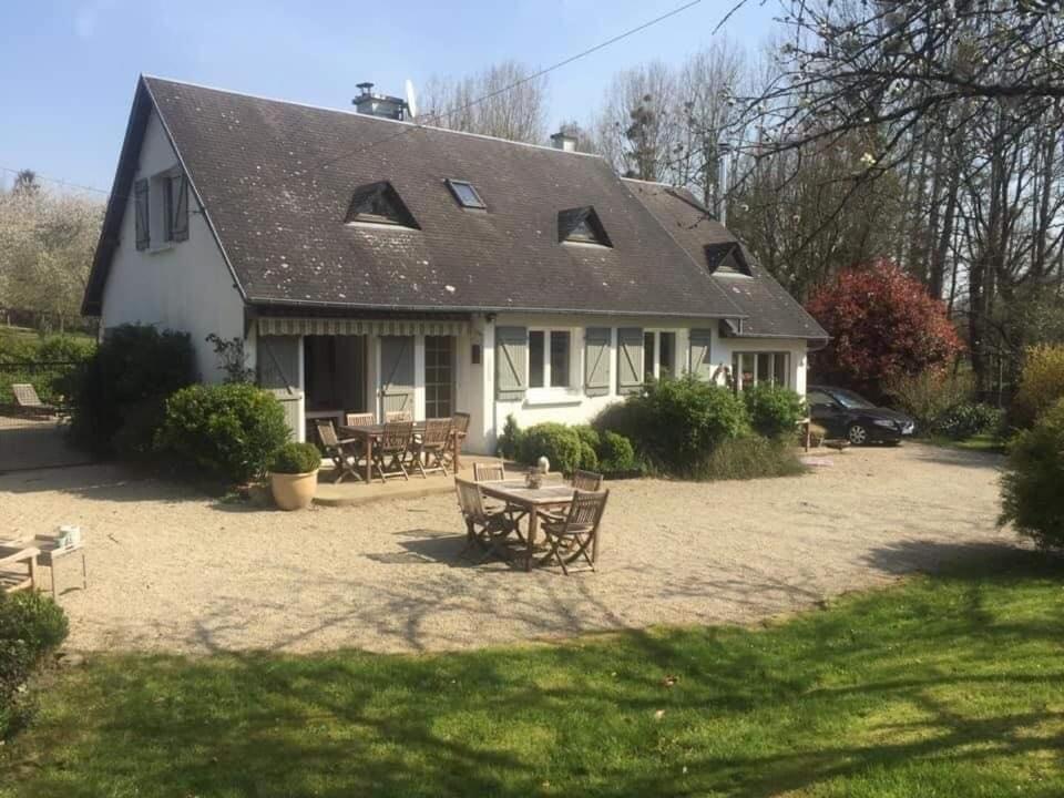 Bed and Breakfast Blanche & Basil Pleine-Fougères Esterno foto
